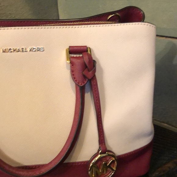 MK Bag / Michael Kors Savannah Large Satchel - Picture 5 of 17